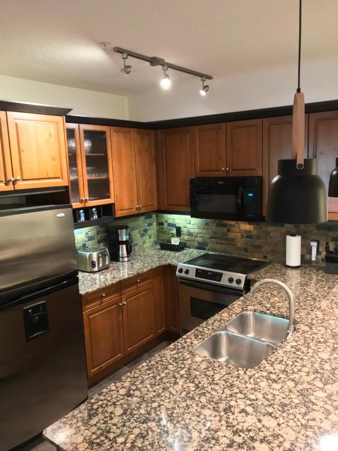 Luxurious & Spacious Mountain Retreat * Canmore